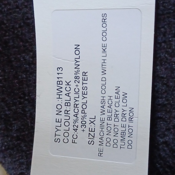 *NWT* FashGudim Black & White Sweater Sz XL - Picture 7 of 8